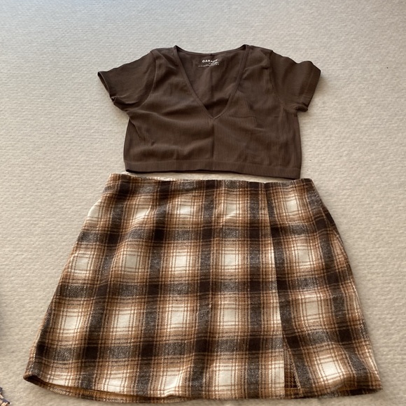 Top - Picture 3 of 3